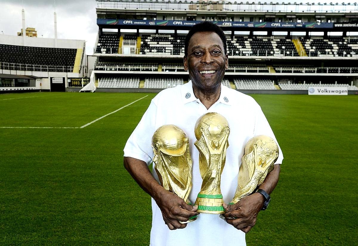 Football Legend Pele Dies at 82